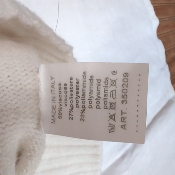 Cecile Wang France White Vneck Sleeveless Sweater Plush Size Extra Large - Picture 3 of 4